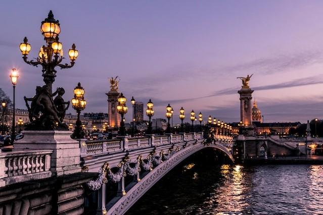 Romantic Getaway: Paris Love Stories